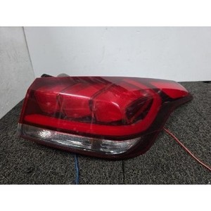 Conjunto de Luz Trasera Derecha - Combinación Trasera Derecha Usada OEM 92402B1000 Modelo II 2014-2016 Certificado por OE 220x400x620mm - Product Image 1