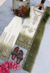 Salwar Kameez en soie blanc et vert élégant avec dupatta brodé pour mariage et occasions spéciales, tenue traditionnelle pour femmes - Product Image 4