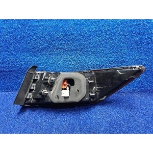 Ensemble de feux arrière gauche Cadenza - Combiné extérieur, gauche, d'occasion, OEM 92401F6 - Product Image 5
