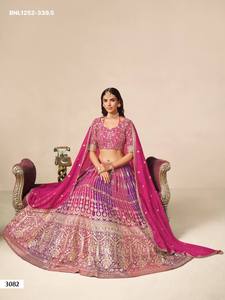 Conjunto de Lehenga-Choli de Georgette Sintética Pesada con Bordado Intenso y Pedrería, Venta al por Mayor, Exportador de Moda Femenina - Product Image 2