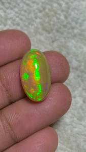 Opale éthiopienne incroyable, poids 8 carats, opale naturelle de qualité supérieure. - Product Image 1