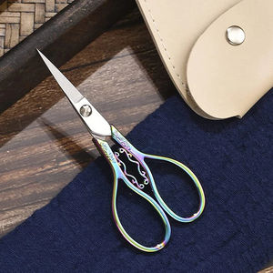Ciseaux de couture et de broderie multi-usages de qualité supérieure pour gauchers, ciseaux à filer fantaisie multicolores en acier inoxydable revêtu - Product Image 6