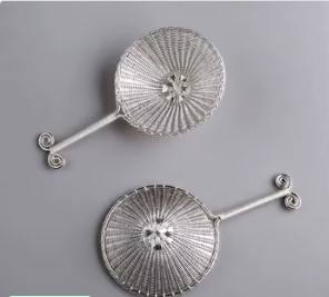 Ensemble de passoires à thé en acier inoxydable à mailles fines avec long manche, résistant à la rouille, prise en main facile pour le thé en vrac, les herbes et les épices - Product Image 6