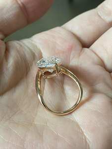 Anillo de lujo con corte marquesa, solitario, de oro macizo de 14k, con diamante moissanita, banda abierta, anillo llamativo para mujer, joyería personalizada para ella. - Product Image 4