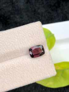 Gema de espinela púrpura natural facetada, piedra de Birmania, cristal precioso suelto para la fabricación de joyas - Product Image 3