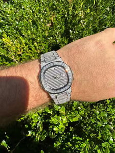 Montre en quartz Moissanite Imperial Ice out Crown pour hommes, montre de style diamant de qualité supérieure, montre élégante à l'aspect diamant - Product Image 2