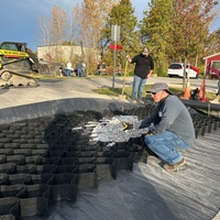 Solution de stabilisation du sol en géocell HDPE pour la construction de parkings et le renforcement des sols des zones commerciales