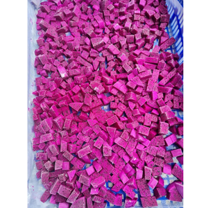 Selección Premium de Fruta del Dragón Congelada IQF, en Cubos, Rodajas y Mitades, Envasada al Vacío, Proveedor Mayorista de Frutas Tropicales - Product Image 1