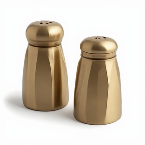 Juego de salero y pimentero premium diseñado para mesas de comedor elegantes con construcción duradera y un atractivo decorativo atemporal. - Product Image 6