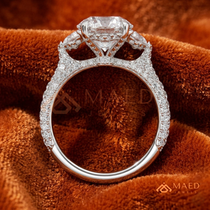 Bague en argent 925 à trois pierres rondes pour femme, style élégant de fiançailles, bijou étincelant, idée cadeau - Product Image 2