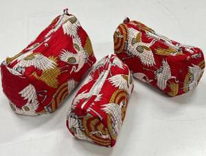 Juego de 3 Bolsas de Cosméticos de Algodón con Estampado Floral Bohemio, Acolchadas, Hechas a Mano, con Adornos Florales, Cierre de Cremallera y Cadenas - Product Image 4