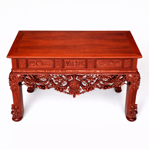 Autel d'encens avec motifs de fleurs de prunier et d'oiseaux. - Product Image 1