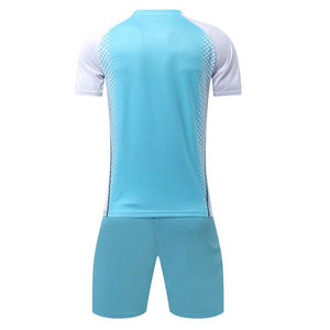 Uniforme de football personnalisé de haute qualité pour homme et femme, 100 % polyester, bonne qualité, respirant et confortable. - Product Image 6