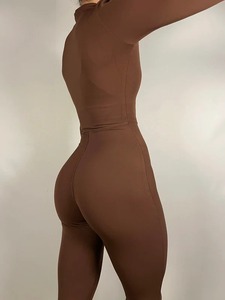 Traje Deportivo de Yoga para Mujer, Personalizado al por Mayor, con Tirantes Cruzados, Transpirable y Elástico, para Adultos - Product Image 3