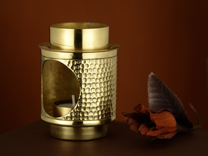 Brûleur d'arômes en laiton - Product Image 1