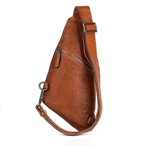 Sac de poitrine en cuir véritable pour professionnels, très demandé, avec plusieurs poches, coutures renforcées et sangle de poitrine/épaule durable. - Product Image 2