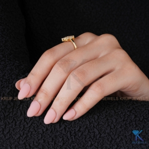 Bague de fiançailles en or massif avec diamants de laboratoire en grappe fantaisie, bijoux fins vintage multi-formes pour mariée, cadeau personnalisé pour anniversaire ou fête - Product Image 5