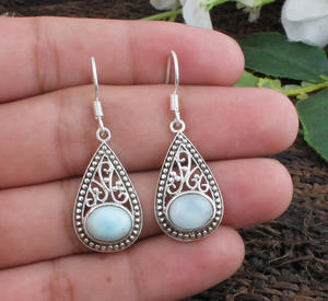 Auténticos Pendientes de Larimar Natural Dominicano, Plata de Ley 925, Joyería de Lujo Unisex para Bodas y Fiestas - Product Image 2
