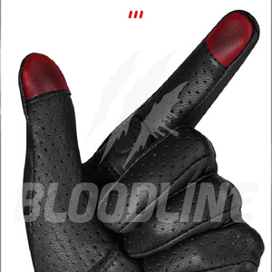 Sporty Black Sheepskin Motorcycle <b>Gloves</b> With <b>Touchscreen</b> Fingertips And Protective Shell For Cycling - Product Image 2