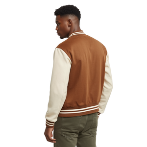 Chaqueta Varsity Gris para Hombre, Corte Regular, Cuello Camisero, Cierre de Botones, Estilo Casual Otoñal, Color Sólido, Tejido de Poliéster - Product Image 4