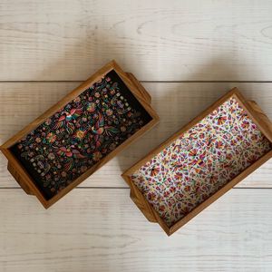 Plateau de service en bois imprimé fait main pour le thé, le café, les collations, le petit-déjeuner - Plateau décoratif pour la cuisine - Product Image 1