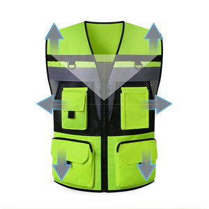 Gilet réfléchissant personnalisé avec bande haute visibilité, fabrication sous marque privée pour les travailleurs routiers, les grossistes et les détaillants - Product Image 3