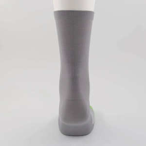 Chaussettes de sport personnalisées par sublimation, meilleure qualité, chaussettes pour hommes avec logo personnalisé imprimé, service OEM. - Product Image 2