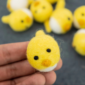 เครื่องประดับหัวลูกเจี๊ยบสีเหลืองทำมือจากผ้าสักหลาดและเส้นด้ายสำหรับพวงมาลัยอีสเตอร์และของตกแต่งตามฤดูกาลสำหรับเด็ก (ขายส่ง) - Product Image 1