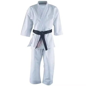 Kimono d'entraînement de karaté personnalisé en polyester/coton, écologique, léger, tissu doux, respirant, confortable, uniforme d'arts martiaux - Product Image 3
