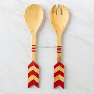 Serviteurs à salade modernes Pinces à salade en bois Cuillère et fourchette Ensemble de couverts à salade à long manche pour mélanger - Product Image 2