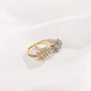 Bague plaquée or avec micro-sertissage de zircone cubique, motif nœud en spirale, pour femme, cadeau de mariage ou de fiançailles, bijoux fantaisie - Product Image 1
