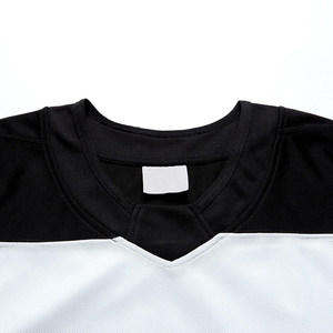 Maillot de hockey sur glace personnalisé de haute qualité imprimé, 100 % polyester, séchage rapide, respirant – Créez votre propre uniforme d'équipe pour 2026 - Product Image 4