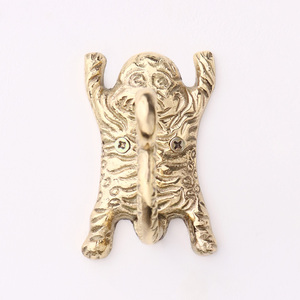 Wholesale Handmade Golden Monkey <b>Wall</b> <b>Hook</b> Metal Animal Decorative <b>Hook</b> For <b>Keys</b> and Towel Decorative <b>Wall</b> Mounted <b>Hooks</b> - Product Image 2