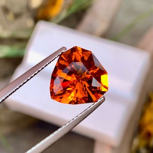 พลอยซิทรินรูปหัวใจเหลี่ยมเพชรพลอยสีเหลืองทองธรรมชาติ คุณภาพพรีเมียมสำหรับทำเครื่องประดับ - Product Image 4