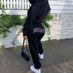 Chándal de Terciopelo Negro con Capucha para Mujer, Manga Larga, Color Sólido, Cierre Frontal con Cremallera, Ropa Casual con Bolsillos Laterales, Estilo Otoñal - Product Image 6