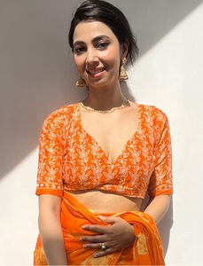 KV Women's Traditional Cotton Orange Printed Designer Saree Unstitched <b>Blouse</b> for Party Wrinkle-Free Quick Dry Reversible Autumn - Product Image 4