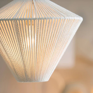 Lampe suspendue en corde tressée crème, lampe suspendue en jute tissée à la main, lampe de plafond minimaliste faite à la main - Product Image 5