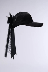 Gorra de Béisbol Negra de Satén con Decoración de Lazo de Encaje, Ajustable para Mujer, Diseño de 6 Paneles, Estilo Casual - Product Image 5