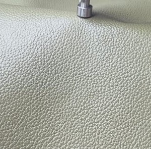 High Quality Eco-Friendly Olive <b>Green</b> Pebble Leather Hide 0.7-0.9mm Thickness Selected for Luxury Bags Belts <b>Wallets</b> - Product Image 2