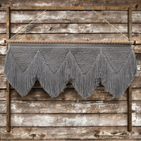 Tapestry katun bergaya farmhouse modern yang indah, unik, berbentuk persegi panjang, untuk dekorasi dinding ruang tamu, rajutan, tema Diwali.