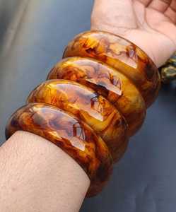 กำไลข้อมือเรซิ่นลายหินอ่อนสีขาวงาช้างแบบหนาสำหรับผู้หญิง คู่กำไลข้อมือทรงกลมลายวน สีงาช้าง เครื่องประดับแฟชั่น งานแฮนด์เมด อะคริลิค - Product Image 6