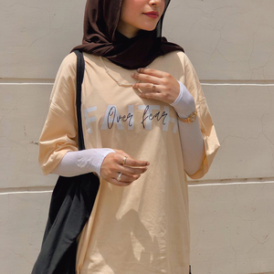 Camiseta Larga Modest Muslimah, Estilo Holgado, Tela Suave, Ropa Casual de Calle, Túnica Cómoda para Mujer - Product Image 1