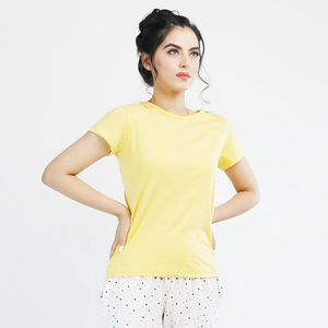 Camiseta de Manga Corta para Mujer, Estilo OEM, para Invierno, con Color y Logotipo Personalizados, Corte Regular, Servicio OEM - Product Image 2