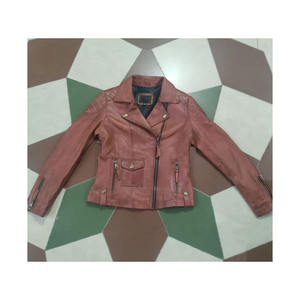 Chaqueta Varsity de Cuero de Oveja Genuino para Mujer, Personalizada OEM, Transpirable, Resistente al Viento, con Calefacción, de Fabricante - Product Image 1