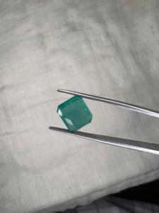Émeraude naturelle zambienne de qualité supérieure, 3,11 carats, taille octogonale carrée, pierre précieuse verte en vrac, émeraude en gros pour bijoux fins - Product Image 1