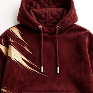 Sudadera con Capucha Personalizada Color Granate con Rayo Dorado, Sudadera de Lujo para Hombre con Forro Acolchado y Felpa, Venta al Por Mayor de Fábrica OEM - Product Image 5