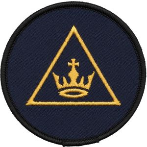 Emblema Masónico Bordado Color Granate con Doble Triángulo Negro y Símbolo Cuadrado, Insignia Termoadhesiva para Ropa de Logia - Product Image 2