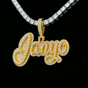 Colgante Hip Hop personalizado chapado en oro con letras cursivas, colgante de nombre de plata personalizado a la moda de diseñador para hombre - Product Image 3