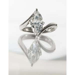 1,0-3.0ct VERTICAL Marquesa Anillo Solitario - Product Image 2