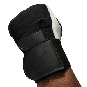 Gants de fitness en cuir synthétique demi-doigts avec logo personnalisé, respirants, pour entraînement quotidien, pour la musculation, pour hommes - Product Image 4